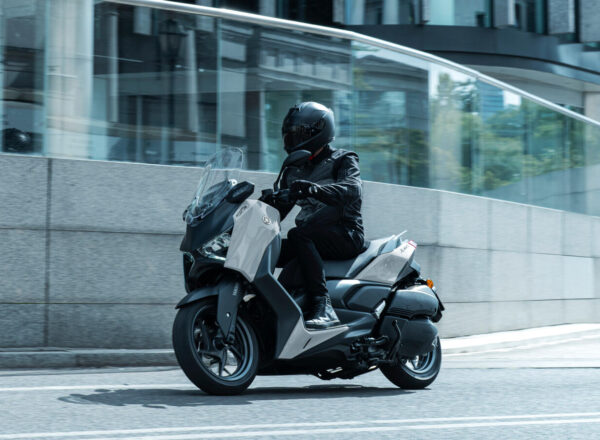 2026 XMAX 300 Tech MAX+