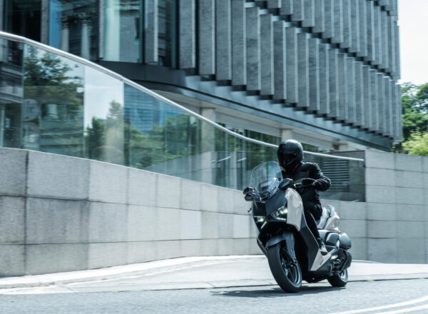 2026 XMAX 300 Tech MAX+