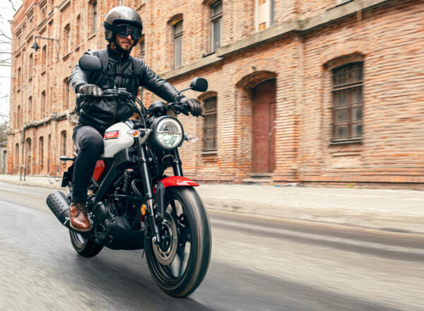 2025 XSR125