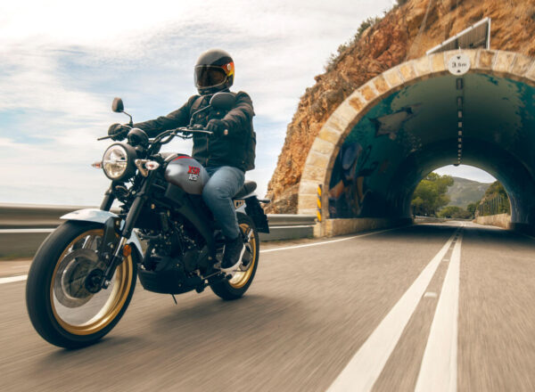 2025 XSR125 Legacy