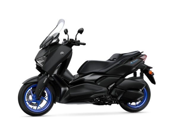 2025 XMAX 300