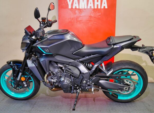 New Yamaha MT-09