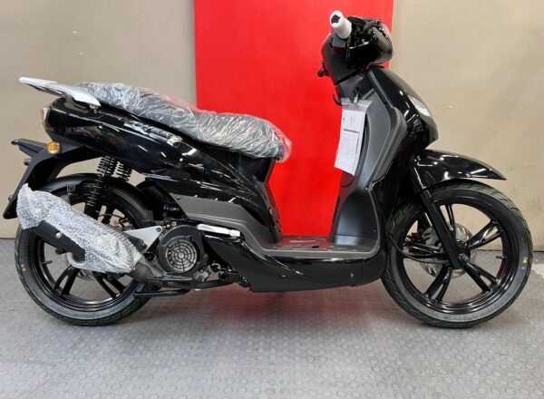 New Peugeot Tweet 125