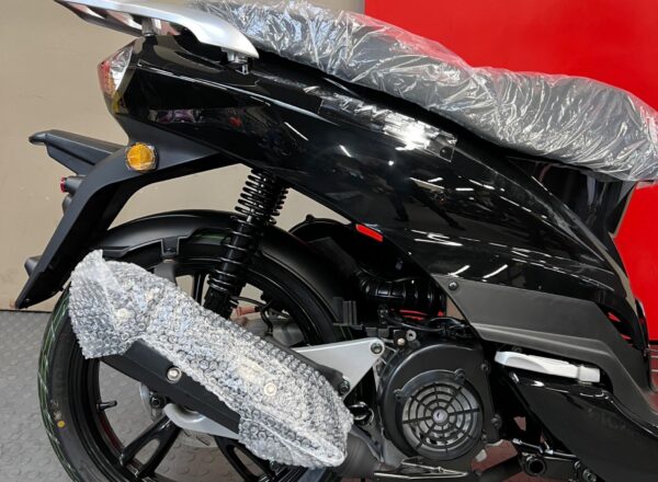 New Peugeot Tweet 125