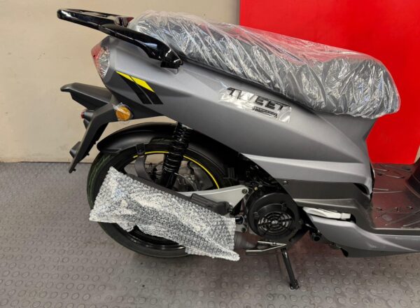 New Peugeot Tweet 125